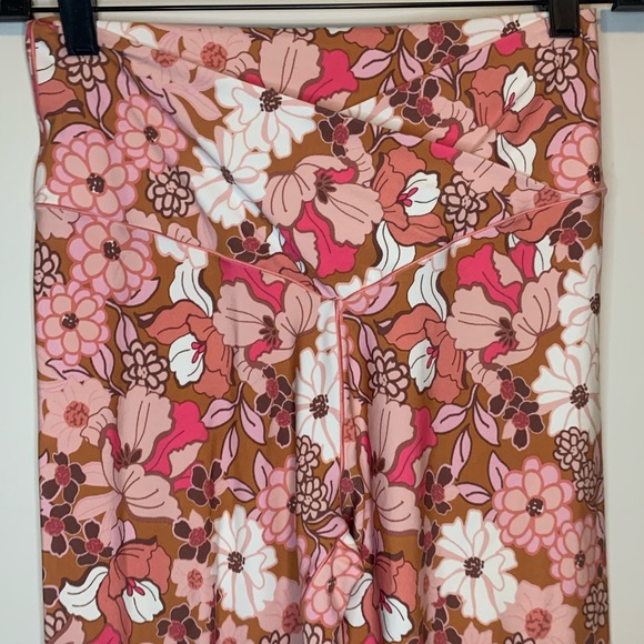 Offline by aerie floral print real me crossover leggings size small - Picture 7 of 13
